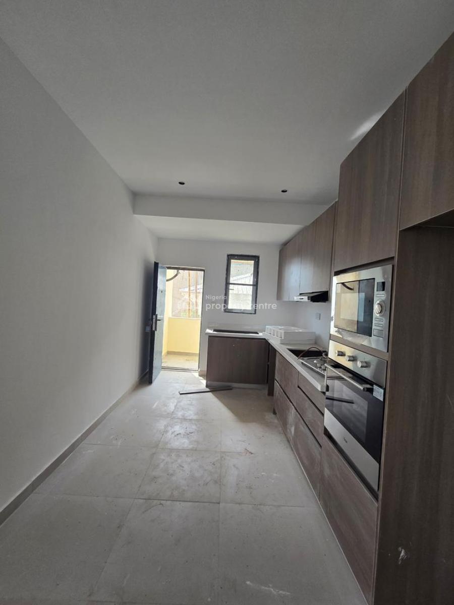 Luxury 2 Bedroom Apartment with Bq, Elevator, Gym in a Prime Location, Lekki Phase 1, Lekki, Lagos, Flat / Apartment for Sale