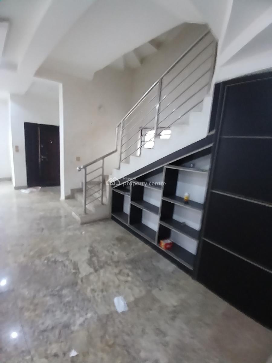 Under Renovation, 4 Bedroom Terrace Duplex with 1room Bq, Guzape Abuja Diplomatic Zone, Guzape District, Abuja, Terraced Duplex for Rent