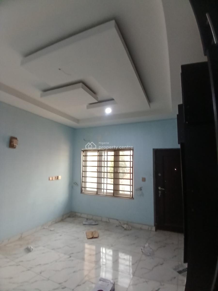 Under Renovation, 4 Bedroom Terrace Duplex with 1room Bq, Guzape Abuja Diplomatic Zone, Guzape District, Abuja, Terraced Duplex for Rent