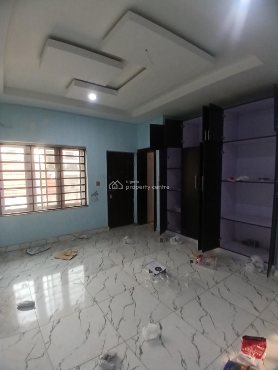 Under Renovation, 4 Bedroom Terrace Duplex with 1room Bq, Guzape Abuja Diplomatic Zone, Guzape District, Abuja, Terraced Duplex for Rent