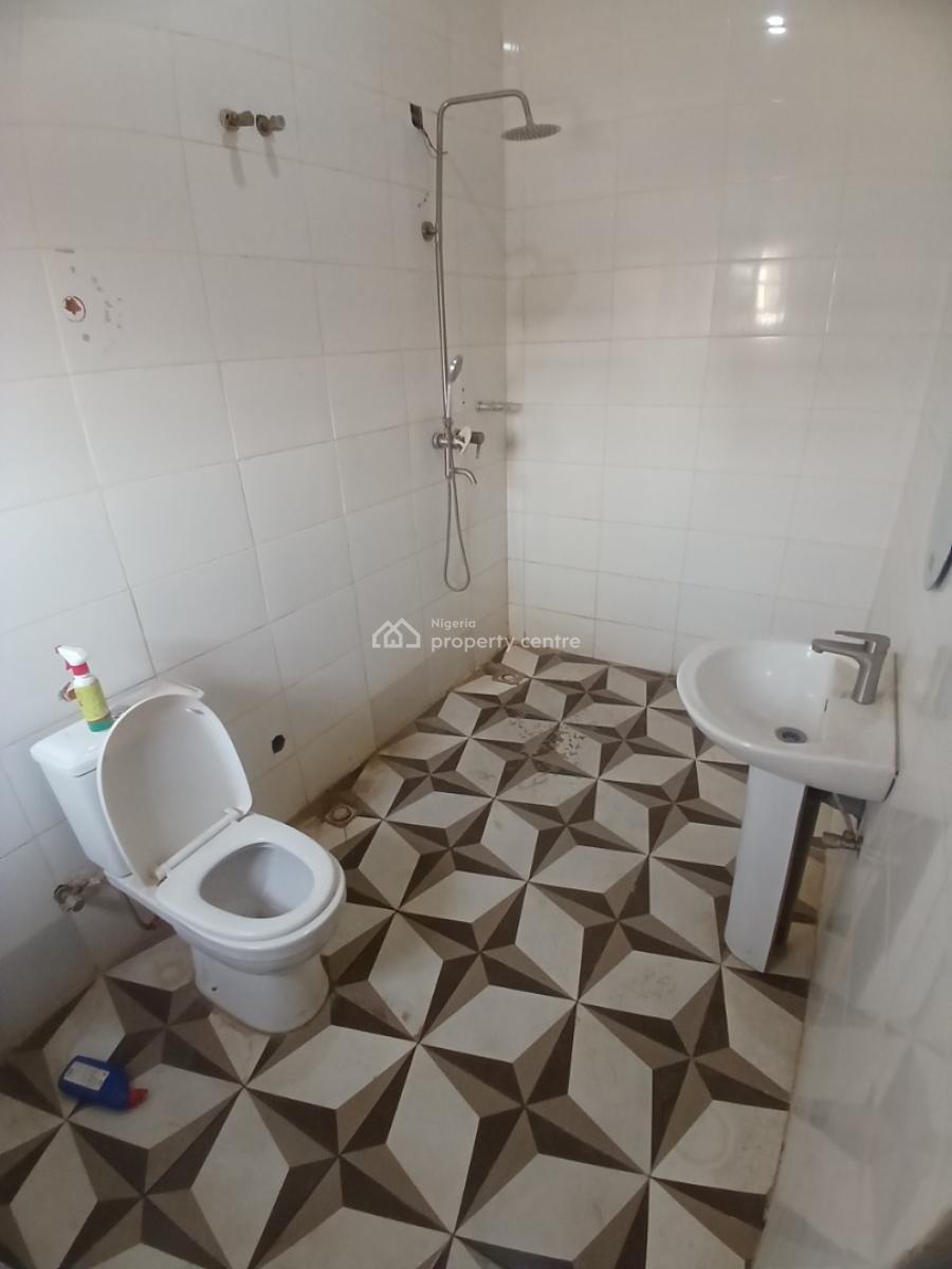 Under Renovation, 4 Bedroom Terrace Duplex with 1room Bq, Guzape Abuja Diplomatic Zone, Guzape District, Abuja, Terraced Duplex for Rent