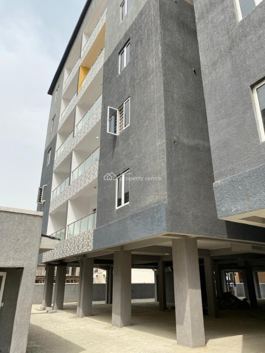 Newly Built Luxury 2 Bedroom Flat with Elevator and Gym, Lekki Phase 1, Lekki, Lagos, Flat / Apartment for Sale