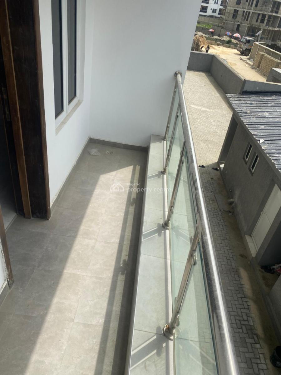 Newly Built Luxury 2 Bedroom Flat with Elevator and Gym, Lekki Phase 1, Lekki, Lagos, Flat / Apartment for Sale