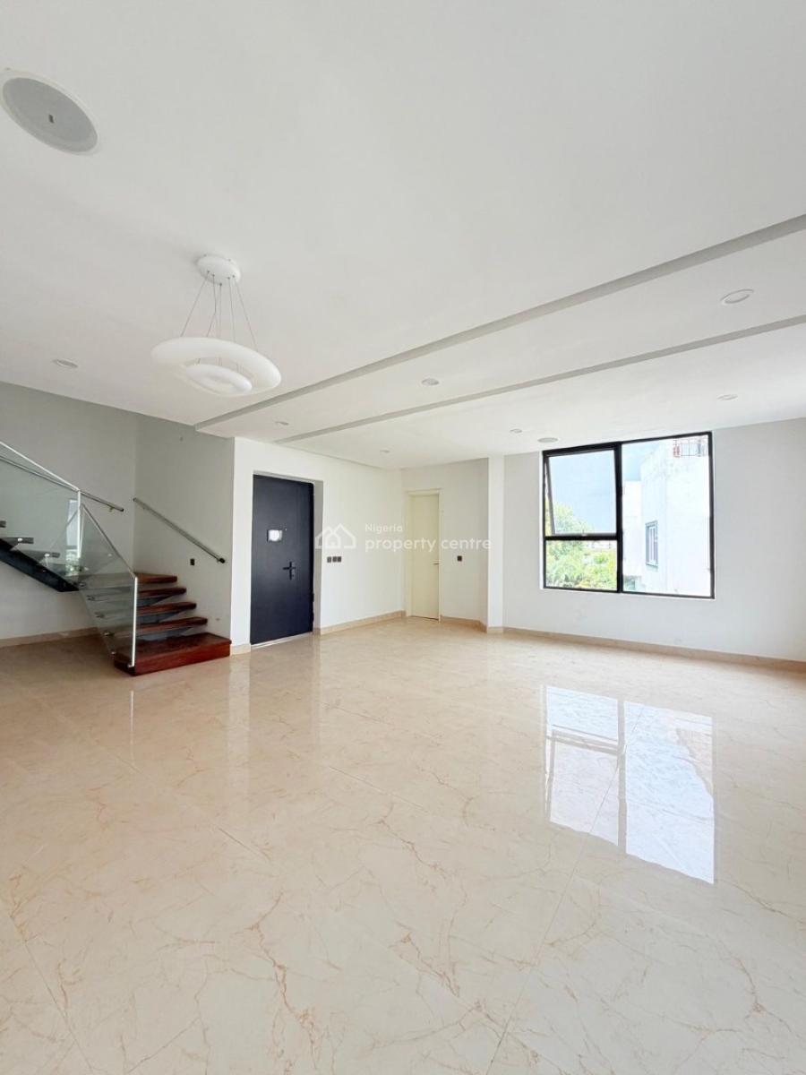 a Well-detailed, 4 Bedroom Maisonette, Lekki Phase 1, Lekki, Lagos, House for Sale