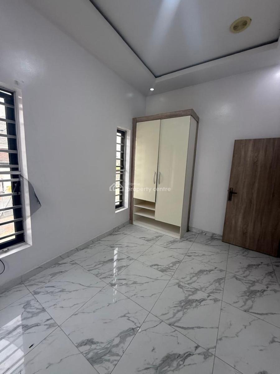 Semi Master Bedroom in a Secured Estate, Ikota Villa Lekki Lagos, Ikota, Lekki, Lagos, Self Contain (single Rooms) for Rent