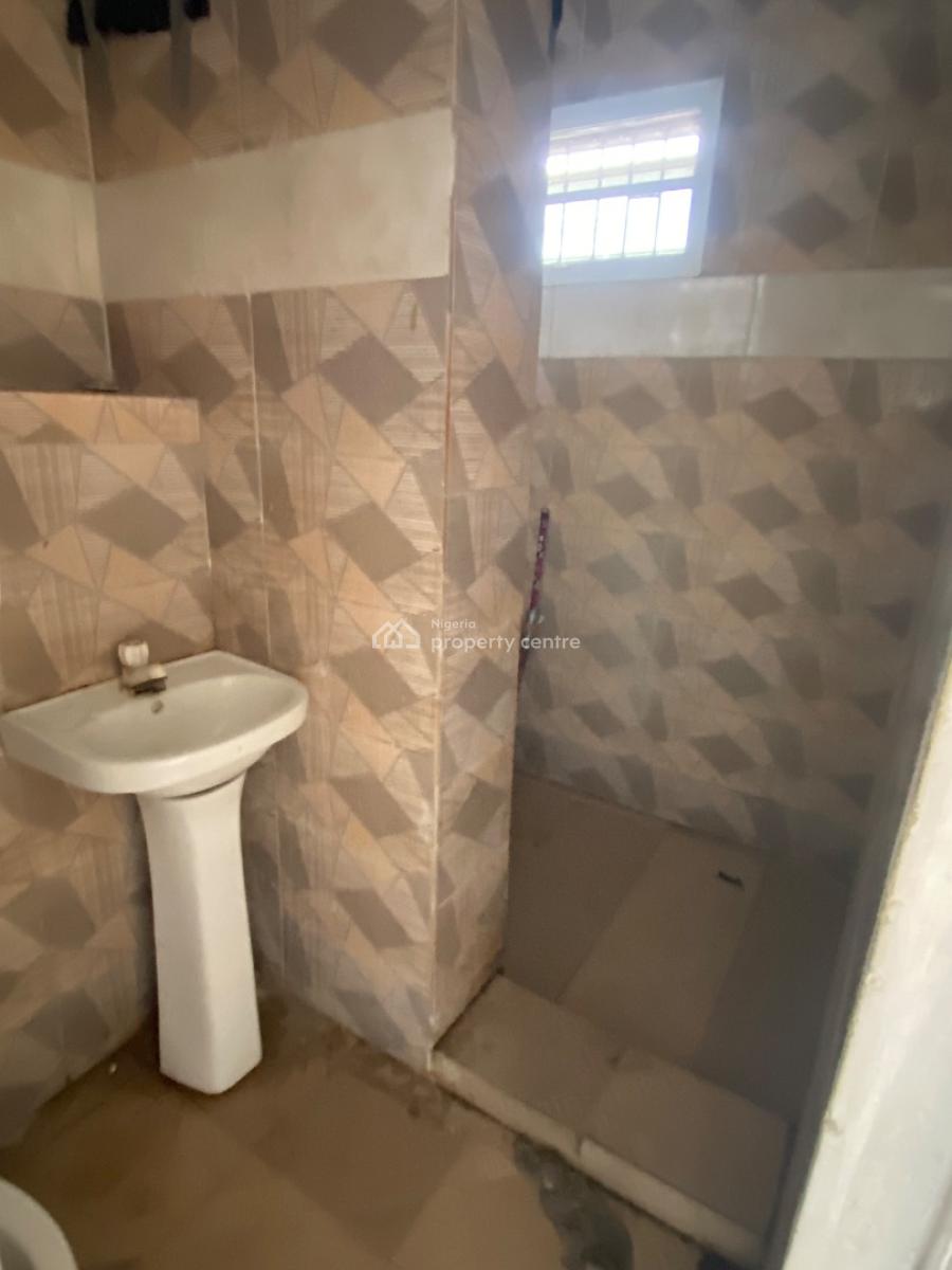 Luxury One Room Standard Self  Contained, Chevron , in a Well Secured Estate, Lekki, Lagos, Self Contain (single Rooms) for Rent