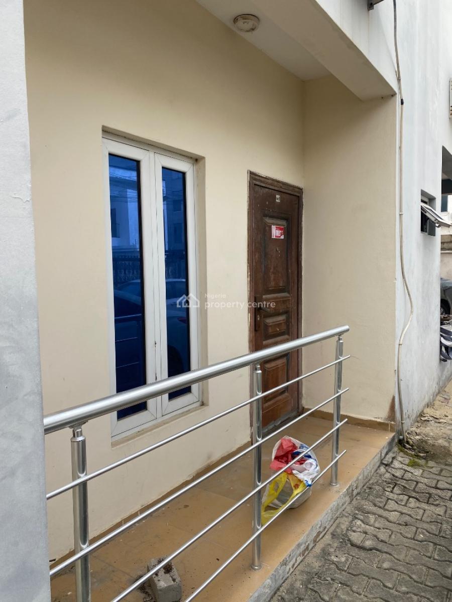 Luxury One Room Standard Self  Contained, Chevron , in a Well Secured Estate, Lekki, Lagos, Self Contain (single Rooms) for Rent