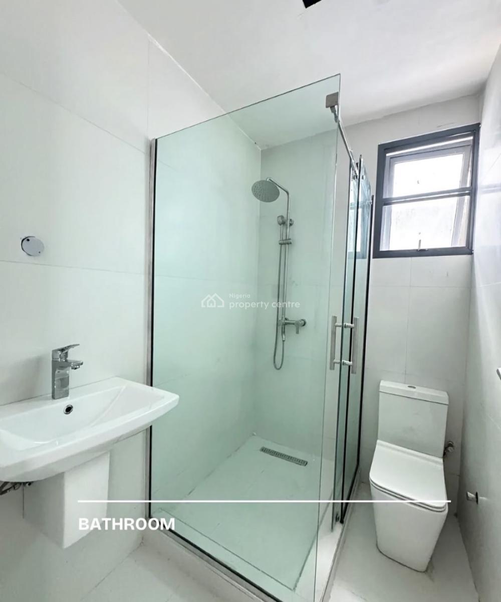 Well Built 2 Bedroom Apartment, Lekki Phase 1, Lekki, Lagos, Flat / Apartment for Rent