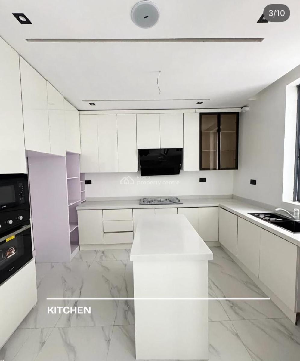 a Fully Serviced 2 Bedroom Apartment with Excellent Facilities, Phase 1, Lekki, Lagos, Flat / Apartment for Rent