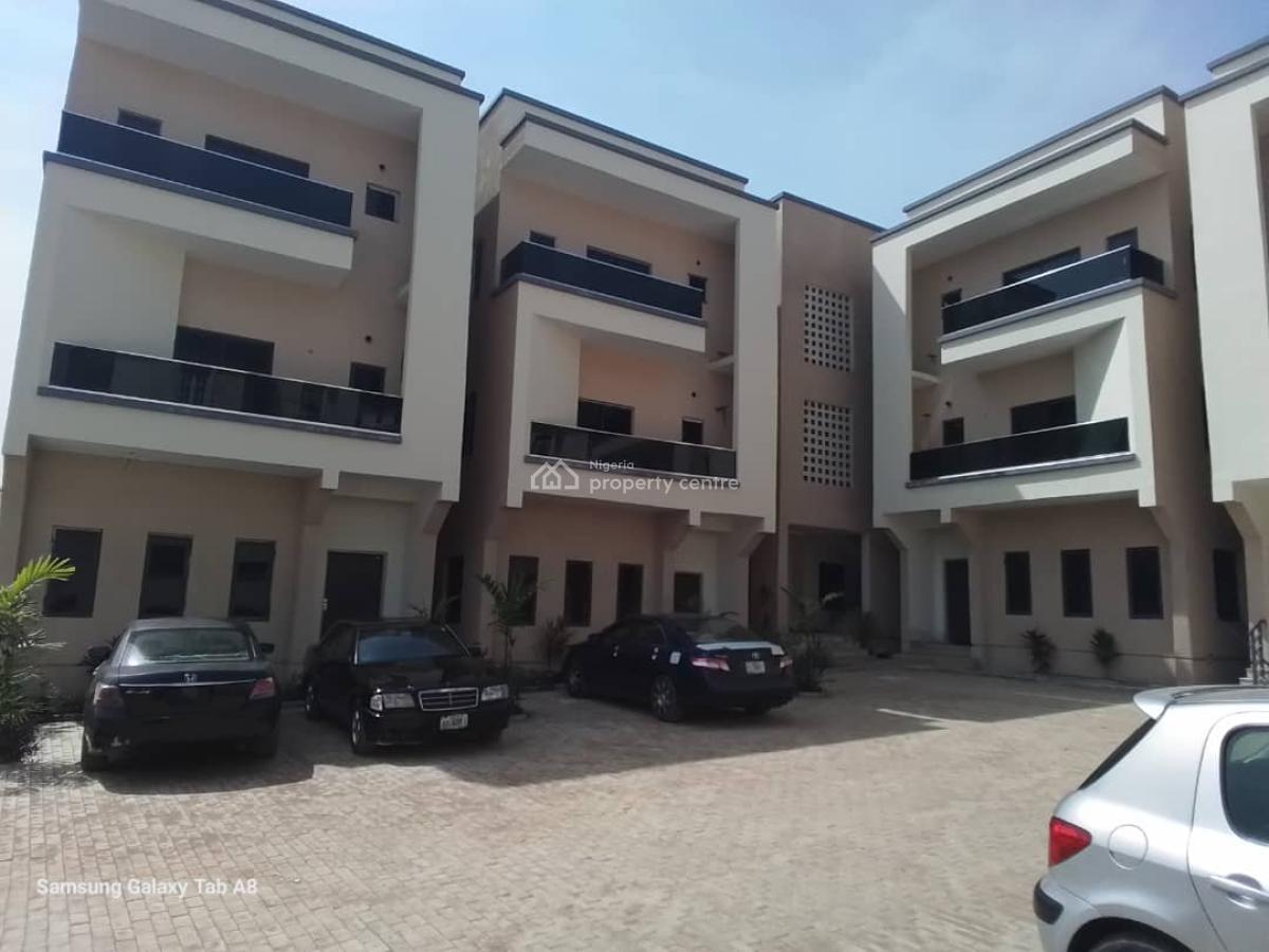 4 Bedrooms Terrace, Near Area 1, Durumi, Abuja, Terraced Duplex for Sale