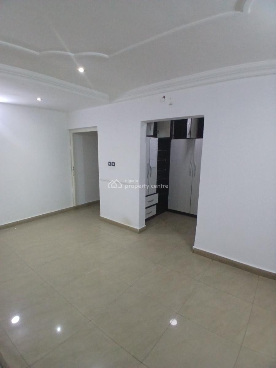 Standard Massive Twin Duplex, Off Ibitu Ukeiwe Street, Jabi, Abuja, Detached Duplex for Sale