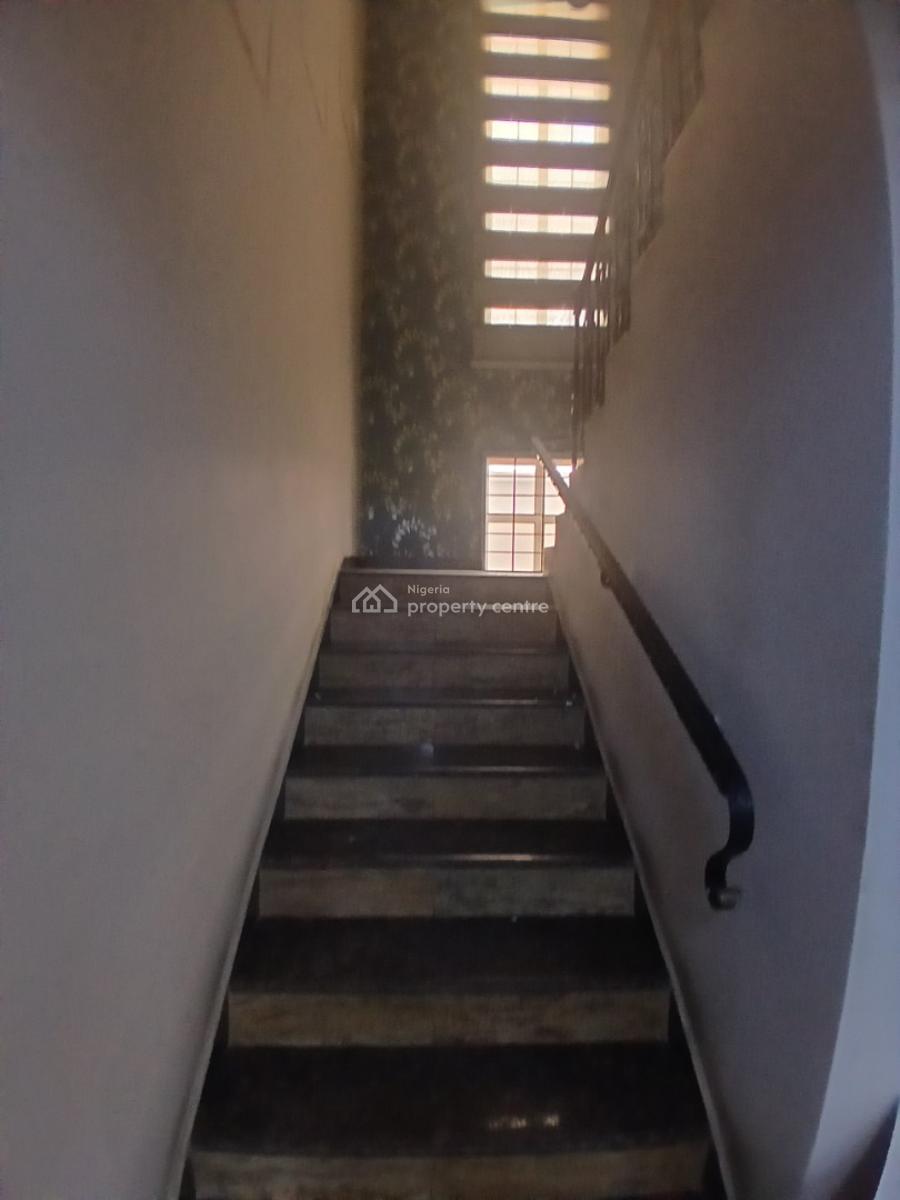 Standard Massive Twin Duplex, Off Ibitu Ukeiwe Street, Jabi, Abuja, Detached Duplex for Sale