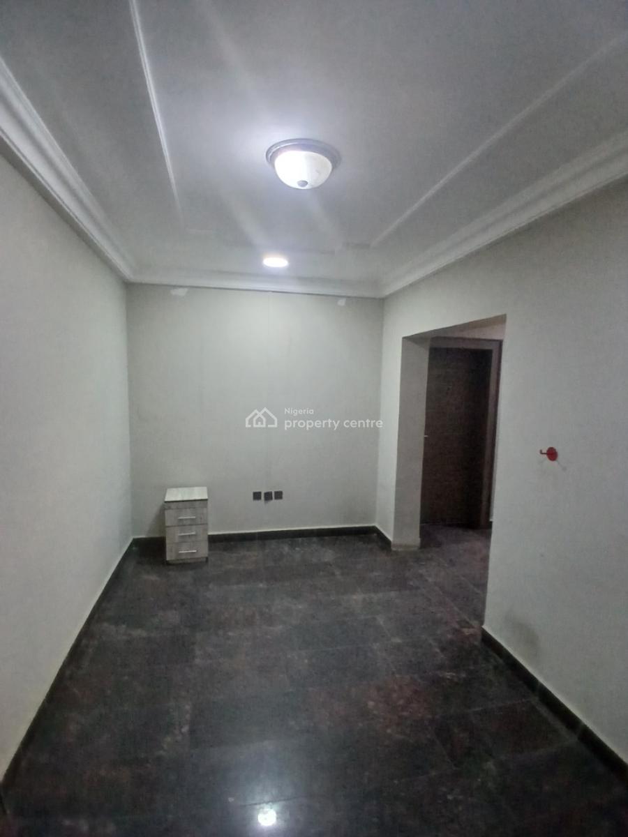 Standard Massive Twin Duplex, Off Ibitu Ukeiwe Street, Jabi, Abuja, Detached Duplex for Sale