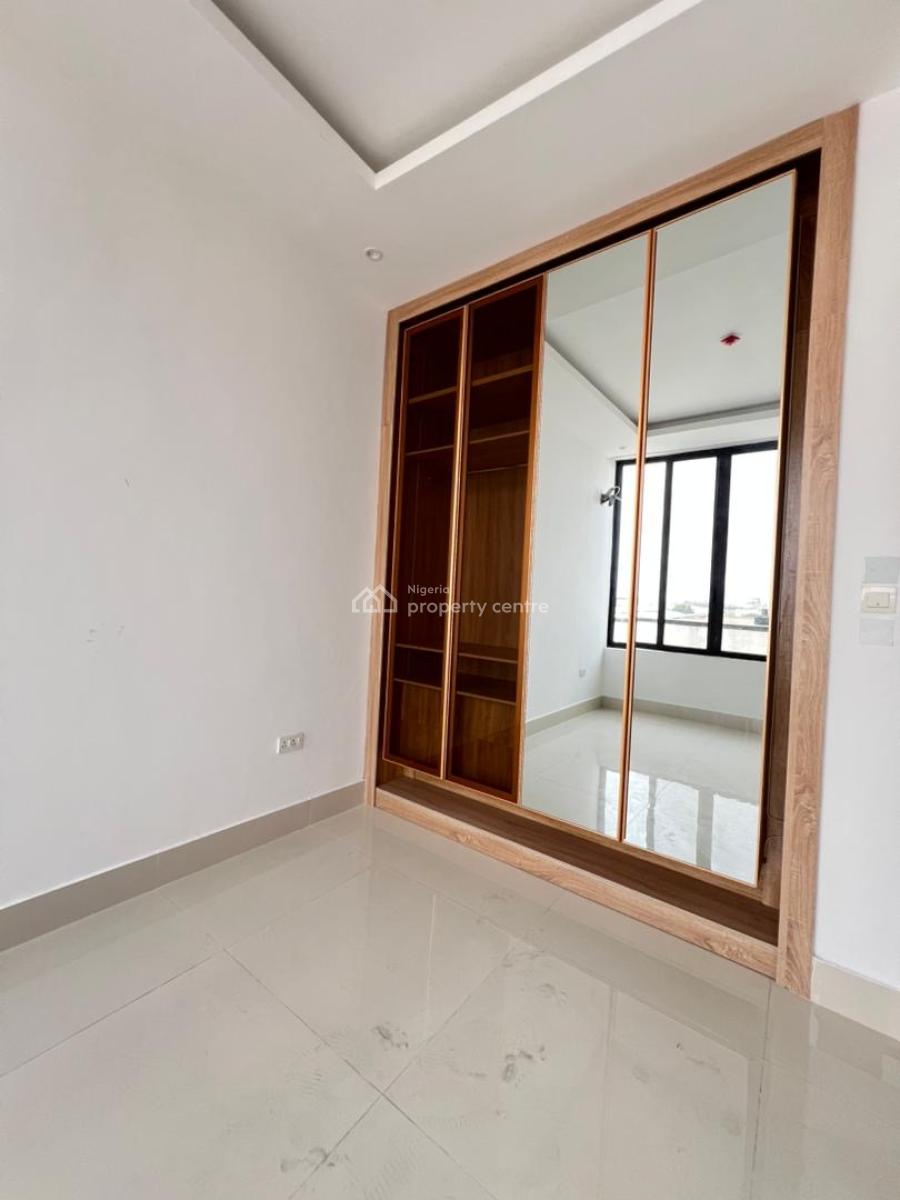 Exquisitely Built 3 Bedroom Apartment, Lekki Phase 1, Lekki, Lagos, Flat / Apartment for Sale