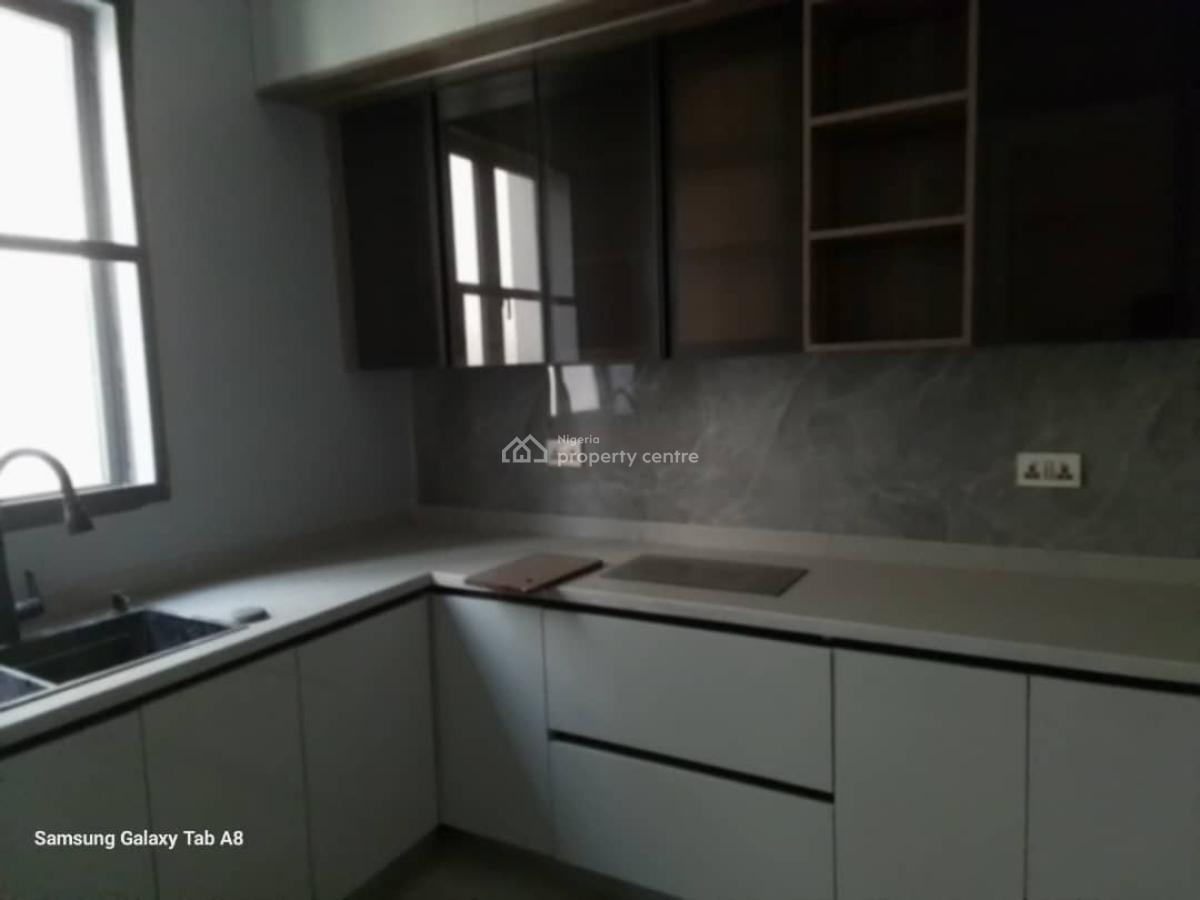 4 Bedrooms Semi Detached Luxury Duplex, Utako, Abuja, Semi-detached Duplex for Sale