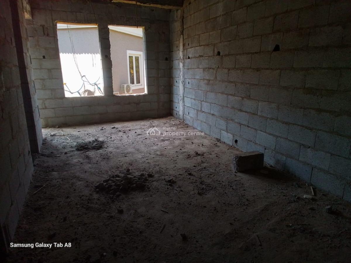 Shell 4 Bedrooms, Utako, Abuja, Terraced Duplex for Sale