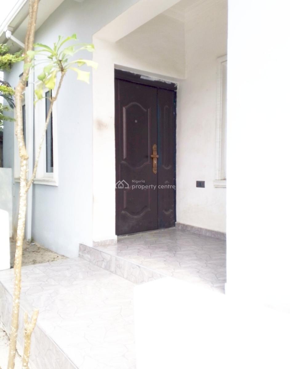 Nice and Standard Luxury Mini Flat, Serene and Secure Compound in Onishon, Lakowe, Ibeju Lekki, Lagos, Mini Flat (room and Parlour) for Rent