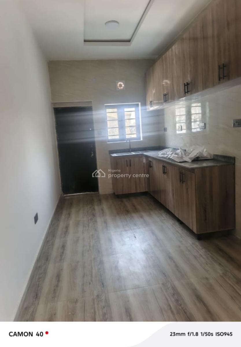 Newly Built Spacious 3 Bedroom Flats, Dunamis Church Airport Road, Lugbe District, Abuja, Flat / Apartment for Rent