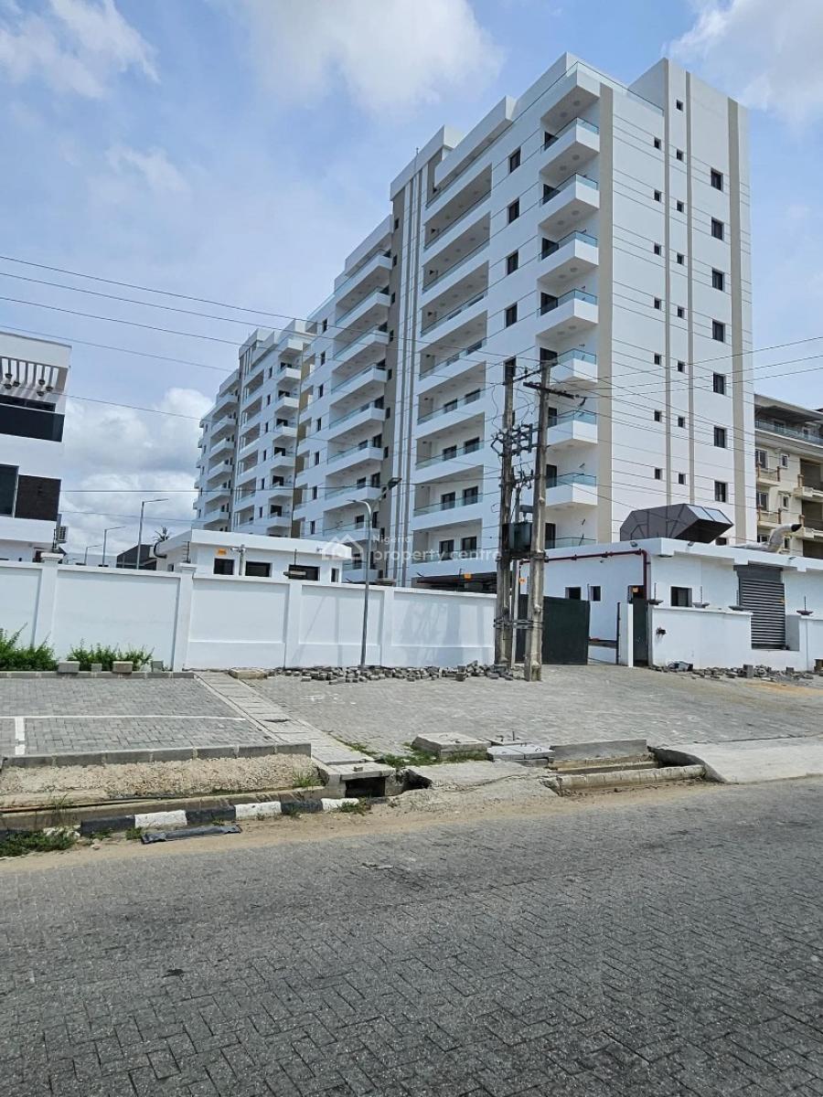 Newly Built & Luxury 3 Bedroom Apartment with a Bq, Swimming Pool &gym., Off Admiralty Way, Lekki Phase 1, Lekki, Lagos, Flat / Apartment for Sale