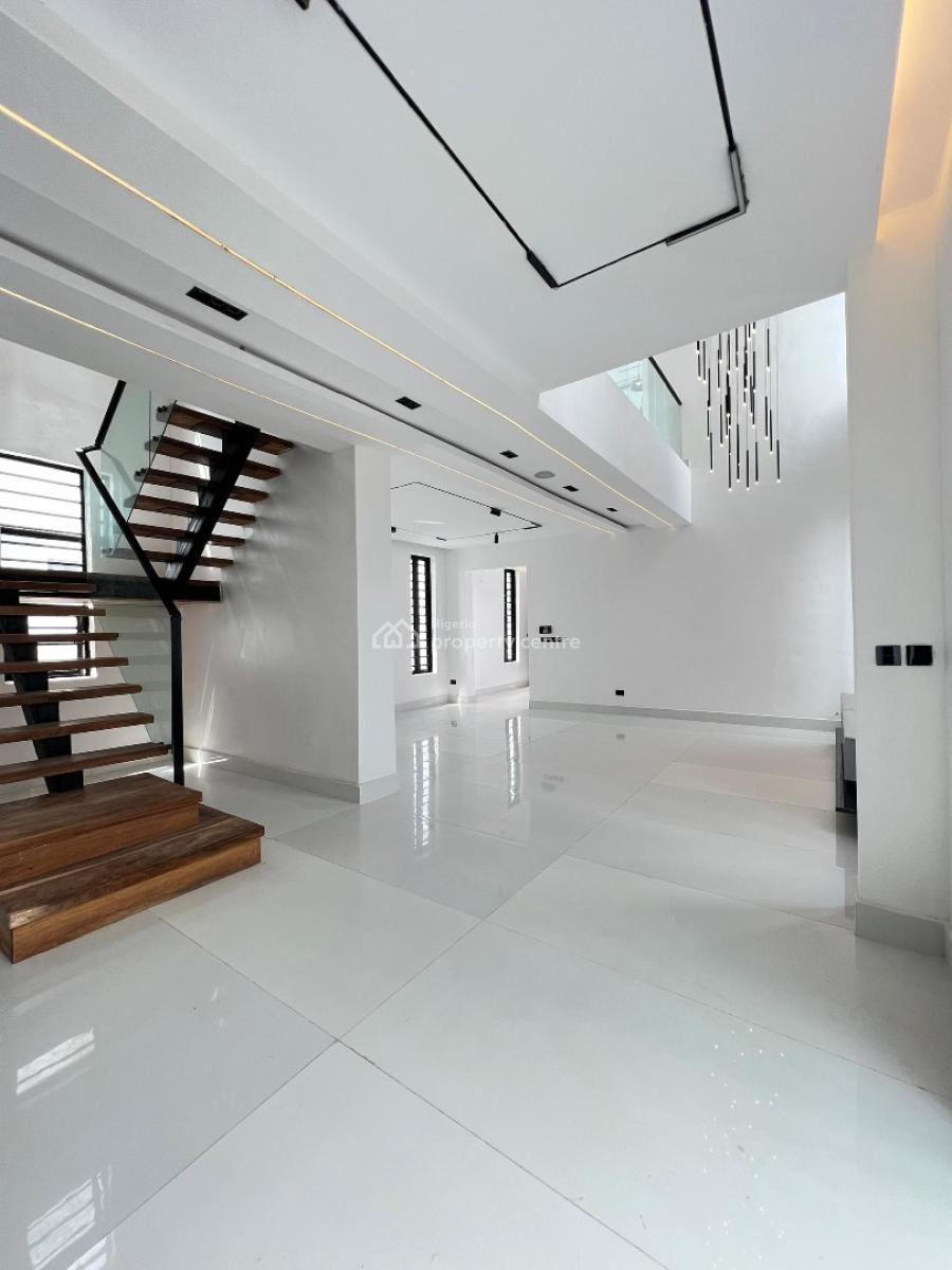 Decent 5 Bedroom Fully Detached Duplex, Lekki Phase 1, Lekki, Lagos, Detached Duplex for Sale