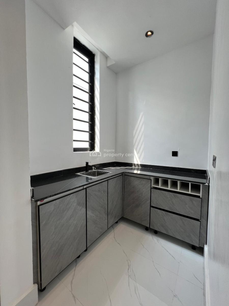 Decent 5 Bedroom Fully Detached Duplex, Lekki Phase 1, Lekki, Lagos, Detached Duplex for Sale