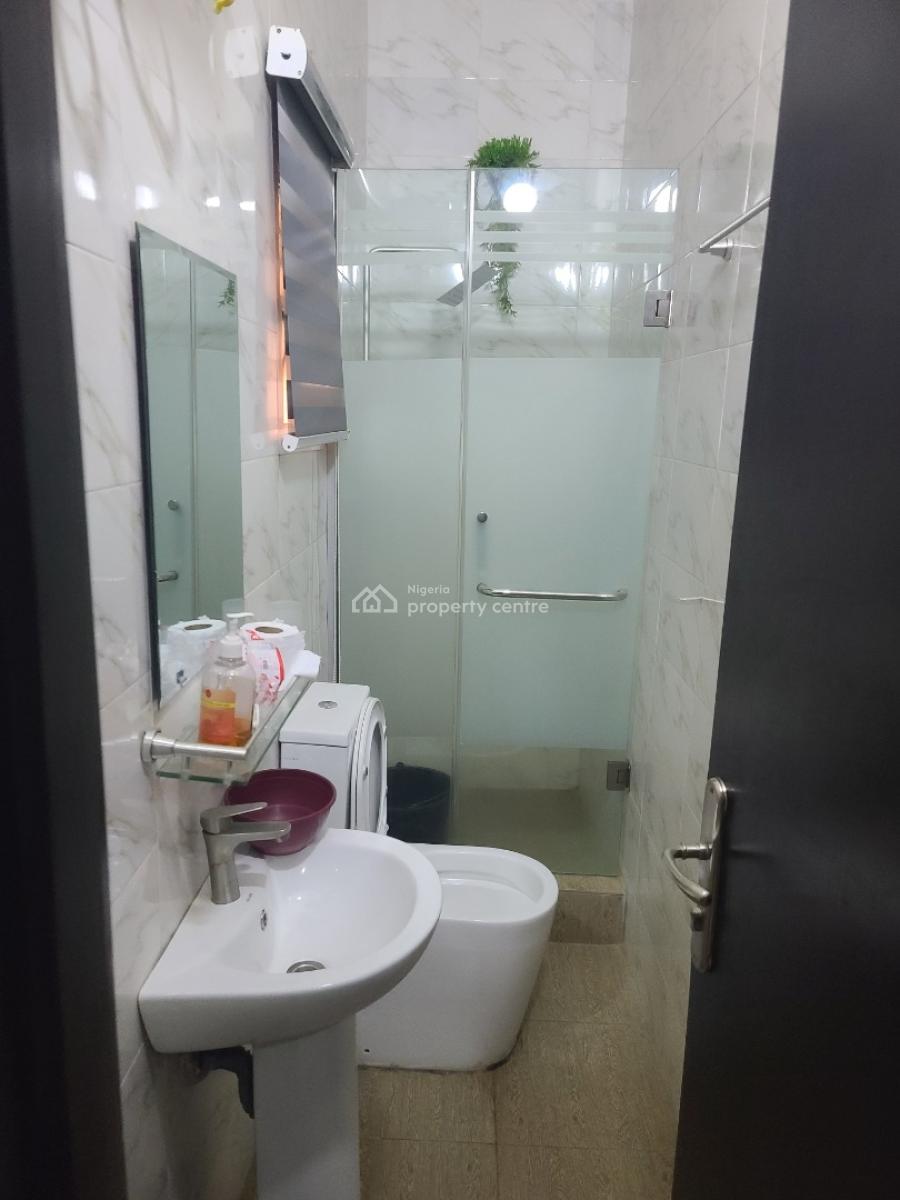 Modern 5 Bedrooms Fully Furnished Duplex, Off Adekunle Banjo Avenue, Gra Phase 2, Magodo, Lagos, Detached Duplex for Rent