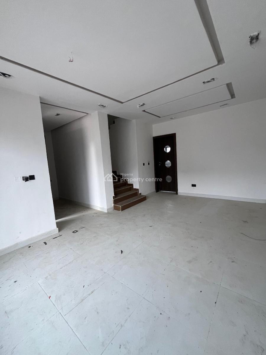Well Built 4 Bedroom Terrace Duplex, Lekki Phase 1, Lekki, Lagos, Terraced Duplex for Sale