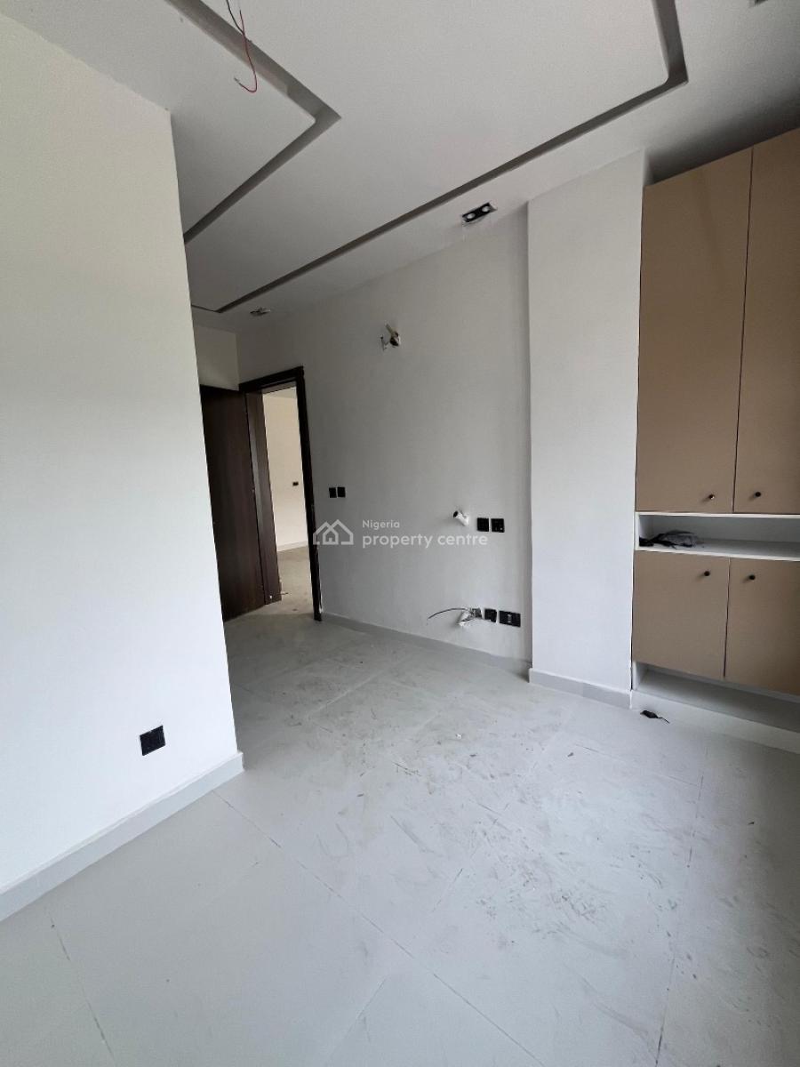 Well Built 4 Bedroom Terrace Duplex, Lekki Phase 1, Lekki, Lagos, Terraced Duplex for Sale