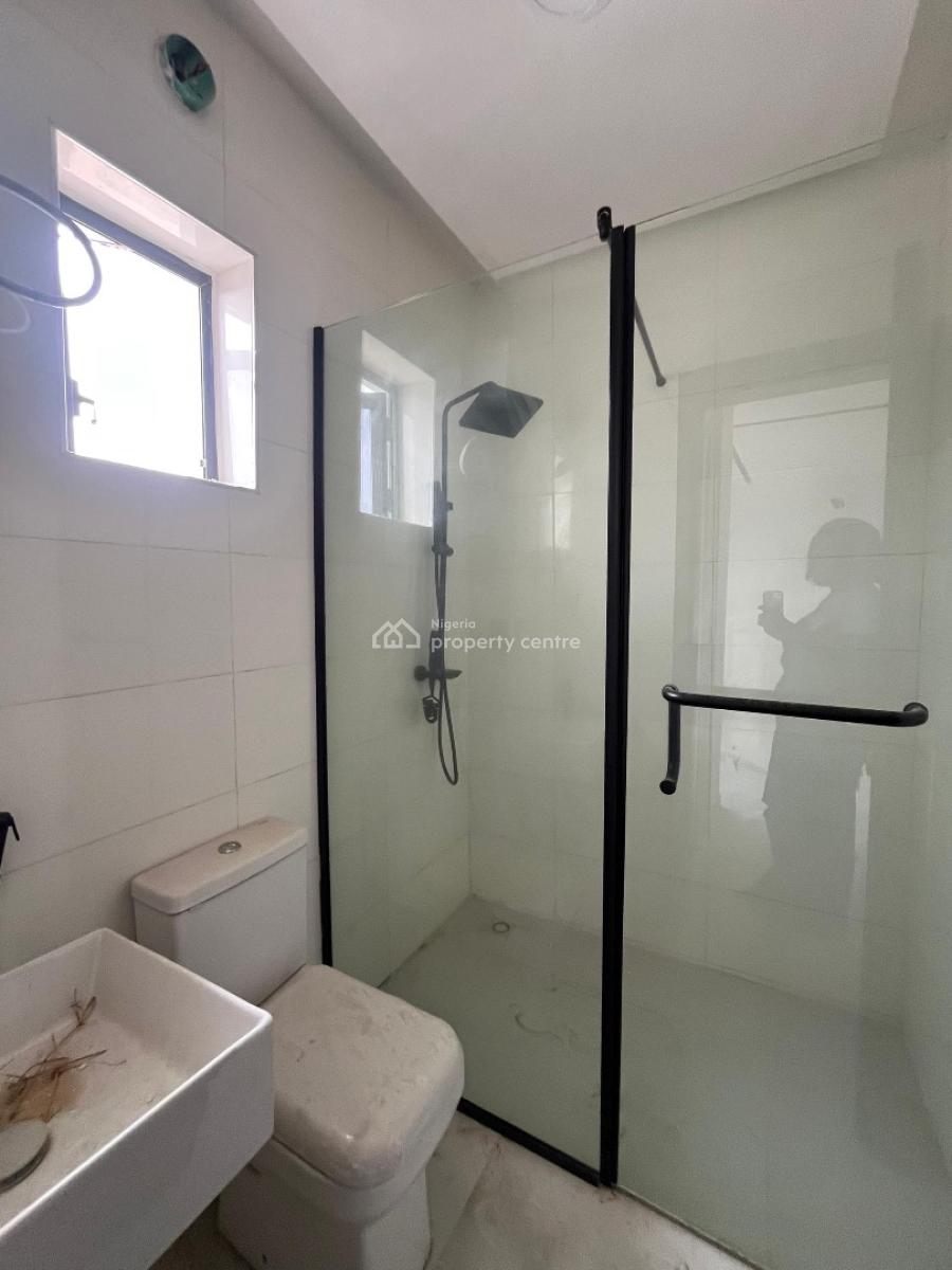 Well Built 4 Bedroom Terrace Duplex, Lekki Phase 1, Lekki, Lagos, Terraced Duplex for Sale