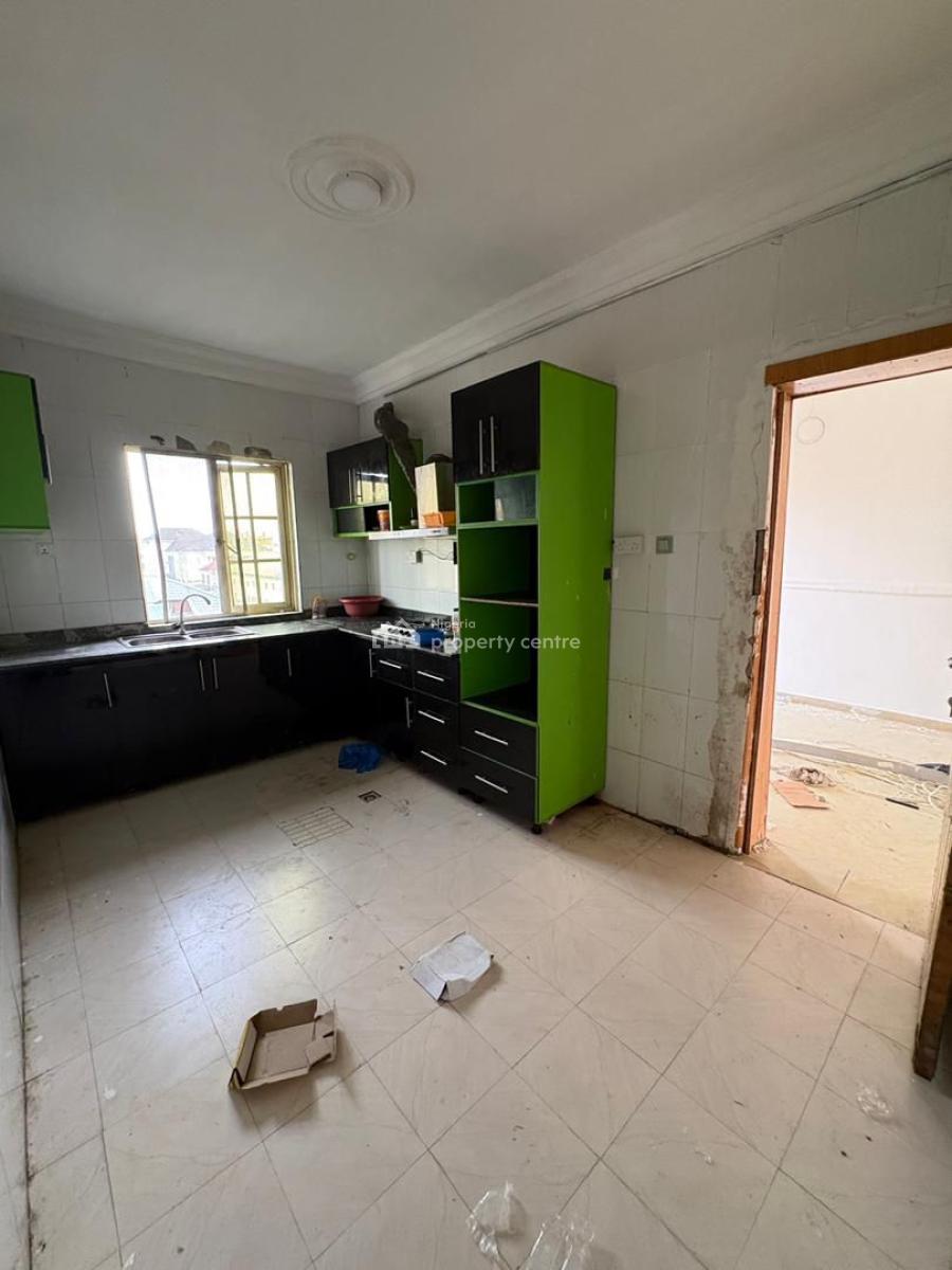 Newly Built 3 Bedroom Flat with Bq, Lekki Phase 1, Lekki, Lagos, Flat / Apartment for Rent