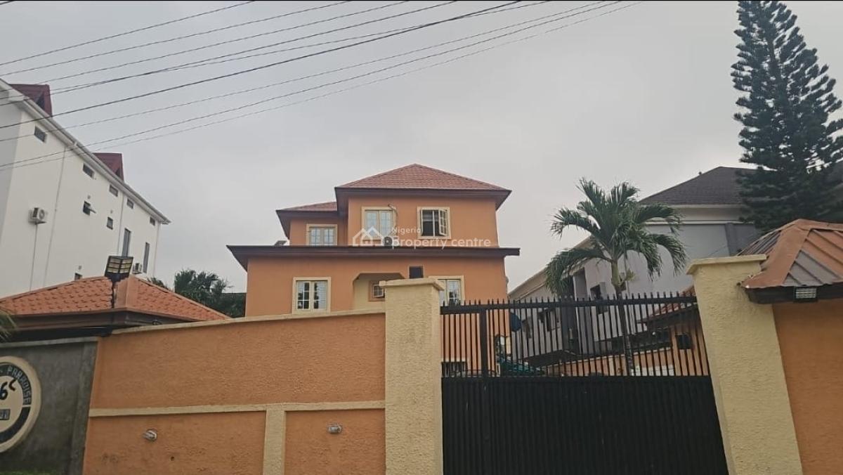 Well Maintained 4 Bedroom Duplex Ideal for Commercial Purposes, Off Admiralty Way, Lekki Phase 1, Lekki, Lagos, Restaurant / Bar for Sale