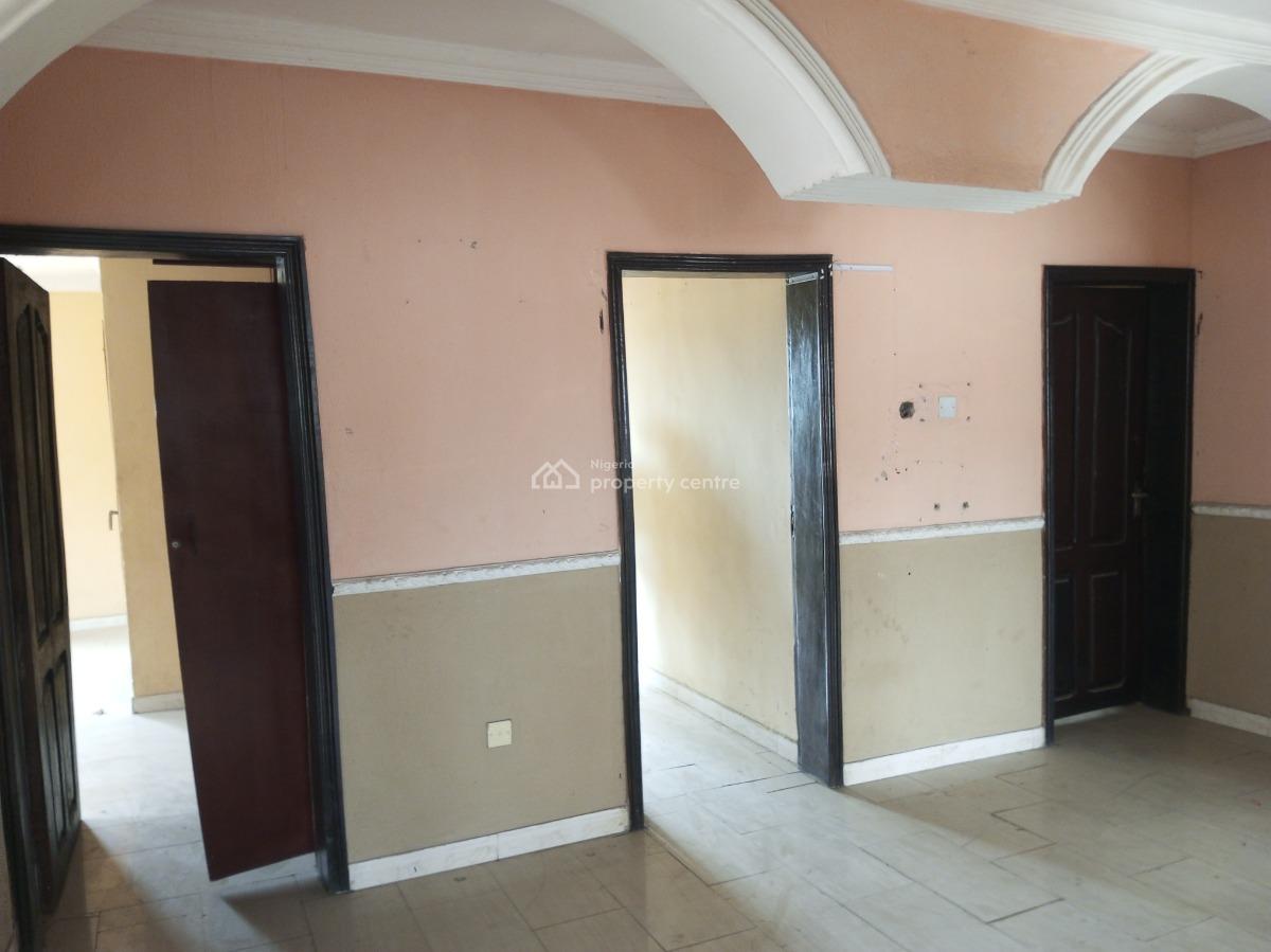 Very Spacious 3bed Flat Upstairs in a Secured Estate, Badore, Ajah, Lagos, Flat / Apartment for Rent