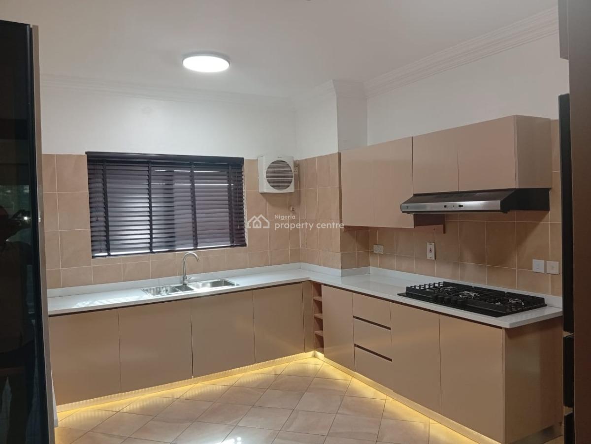 Beautiful and Serviced 3 Bedroom Apartment, Oniru, Victoria Island (vi), Lagos, Flat / Apartment for Rent