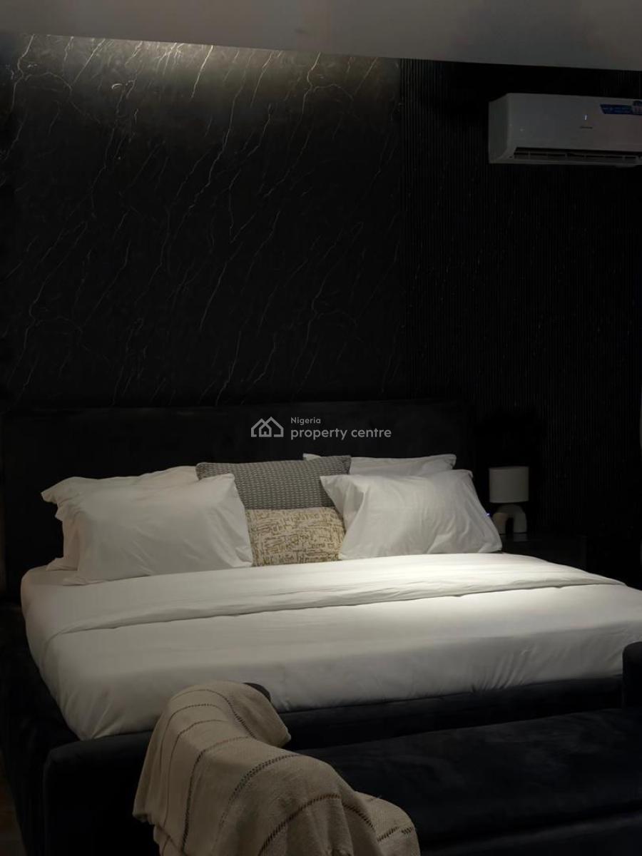 Spacious Two  Bedrooms Apartment with Ps5 and Balcony in a Sec, Victoria Island (vi), Lagos, Flat / Apartment Short Let