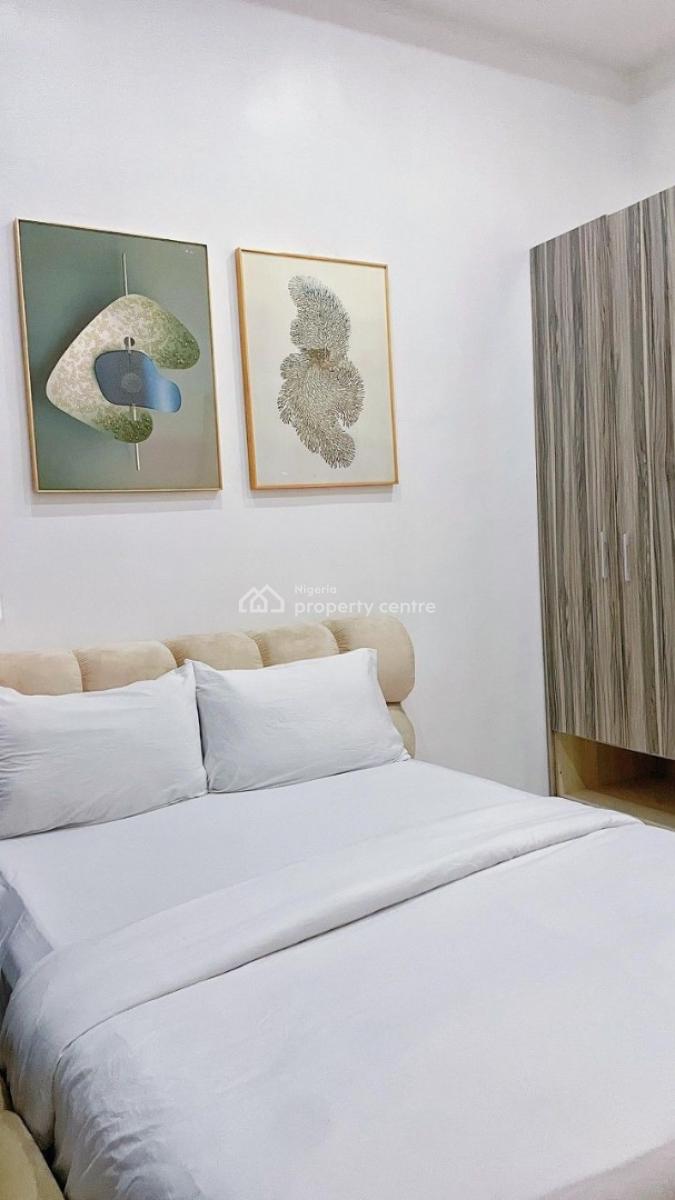 Beautiful City View Two  Bedroom Apartment with Swimming Pool, Gy, Lekki Phase 1, Lekki, Lagos, Flat / Apartment Short Let