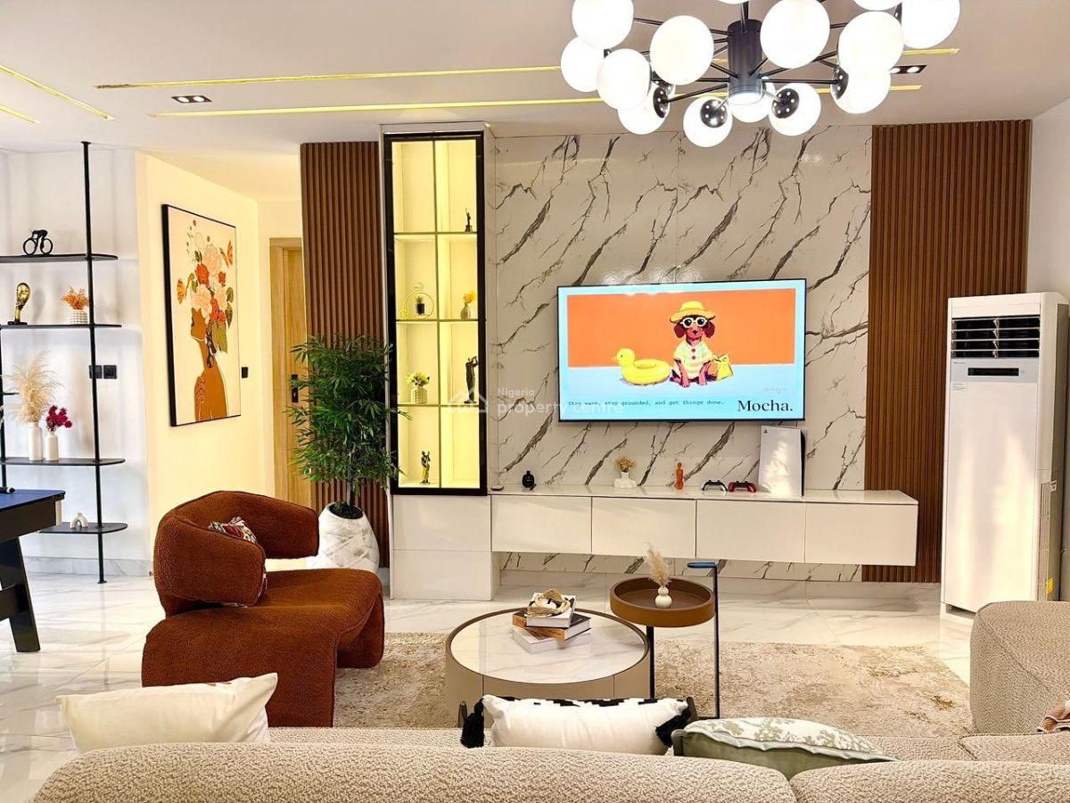 Beautiful City View Three  Bedroom Apartment with Swimming Pool, Gy, Lekki Phase 1, Lekki, Lagos, Flat / Apartment Short Let