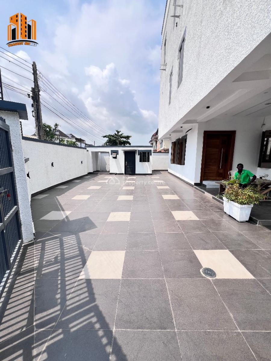 Contemporary Brand New  4 Bedroom Terrace Duplex with Private Compoun, Lekki Phase 1, Lekki, Lagos, Terraced Duplex for Sale