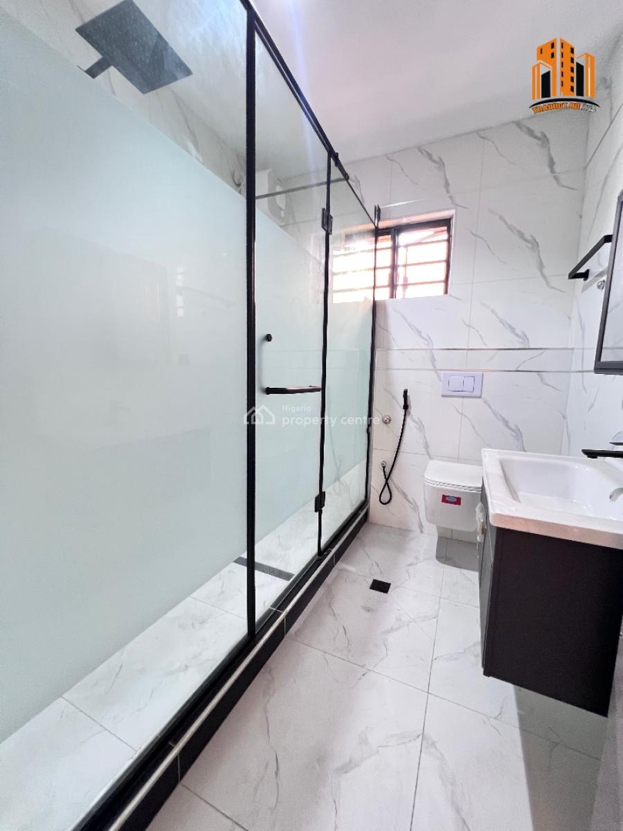 Contemporary Brand New  4 Bedroom Terrace Duplex with Private Compoun, Lekki Phase 1, Lekki, Lagos, Terraced Duplex for Sale