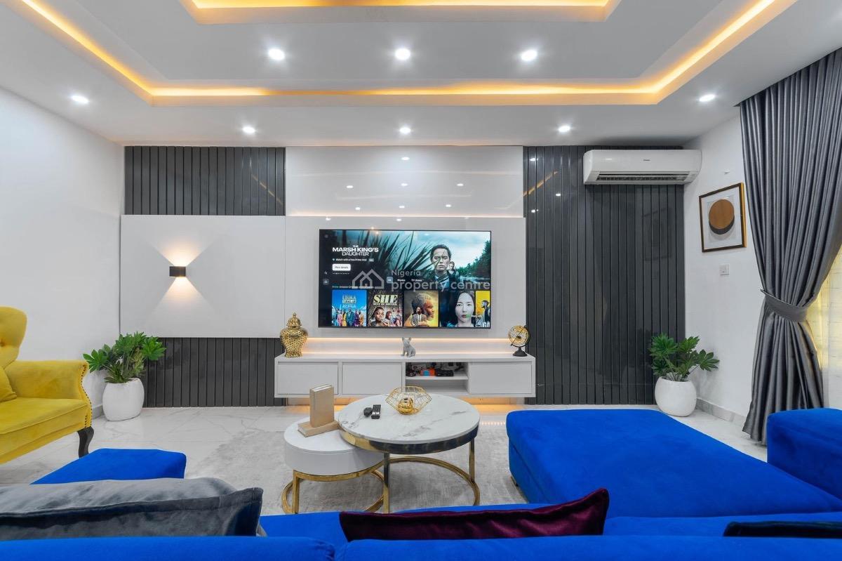 Beautiful City View Three  Bedroom Apartment with Swimming Pool, Gy, Lekki Phase 1, Lekki, Lagos, Flat / Apartment Short Let