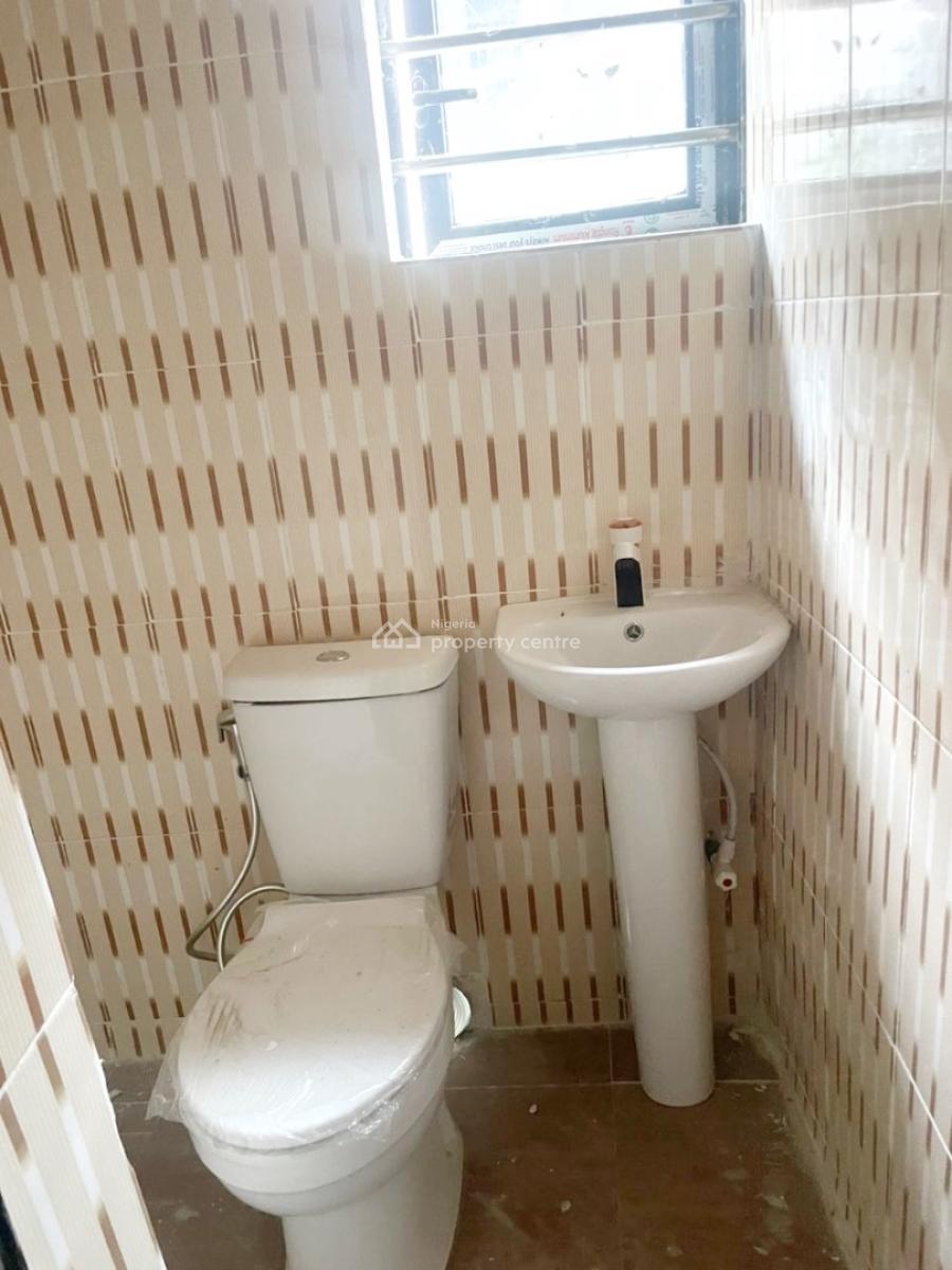 Luxury 3 Bedroom Flat, Omole Phase 1, Ikeja, Lagos, Flat / Apartment for Rent