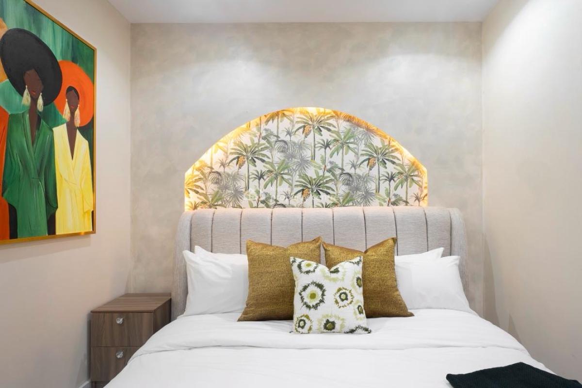 Beautiful & Spacious 3 Bedrooms Apartment with Swimming Pool, Victoria Island (vi), Lagos, Flat / Apartment Short Let