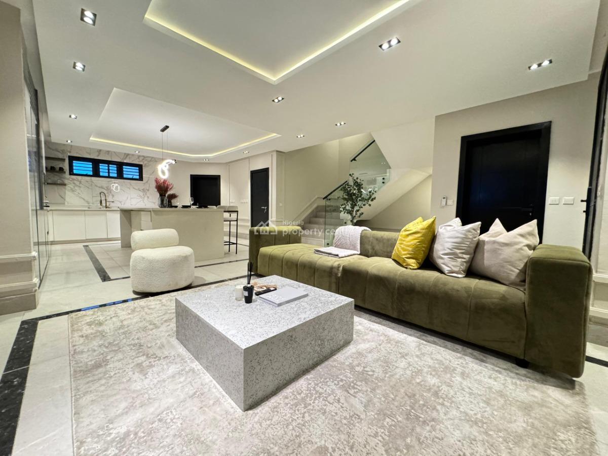 Luxury 4bedroom Duplex with Bathtub and Cityview (private Estate), Lekki Phase 1, Lekki, Lagos, Terraced Duplex Short Let