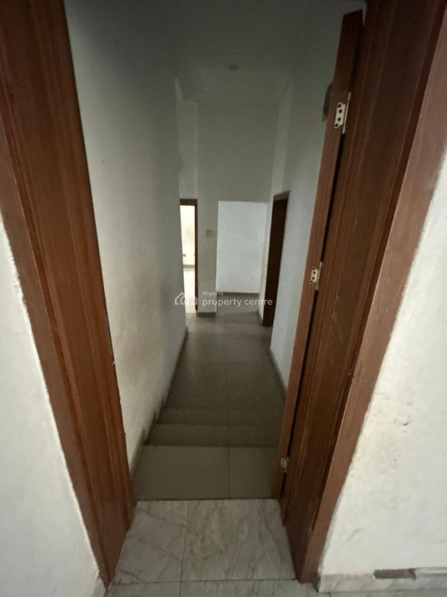 Luxury 3 Bedroom Flat, Gra Phase 2, Magodo, Lagos, Flat / Apartment for Rent