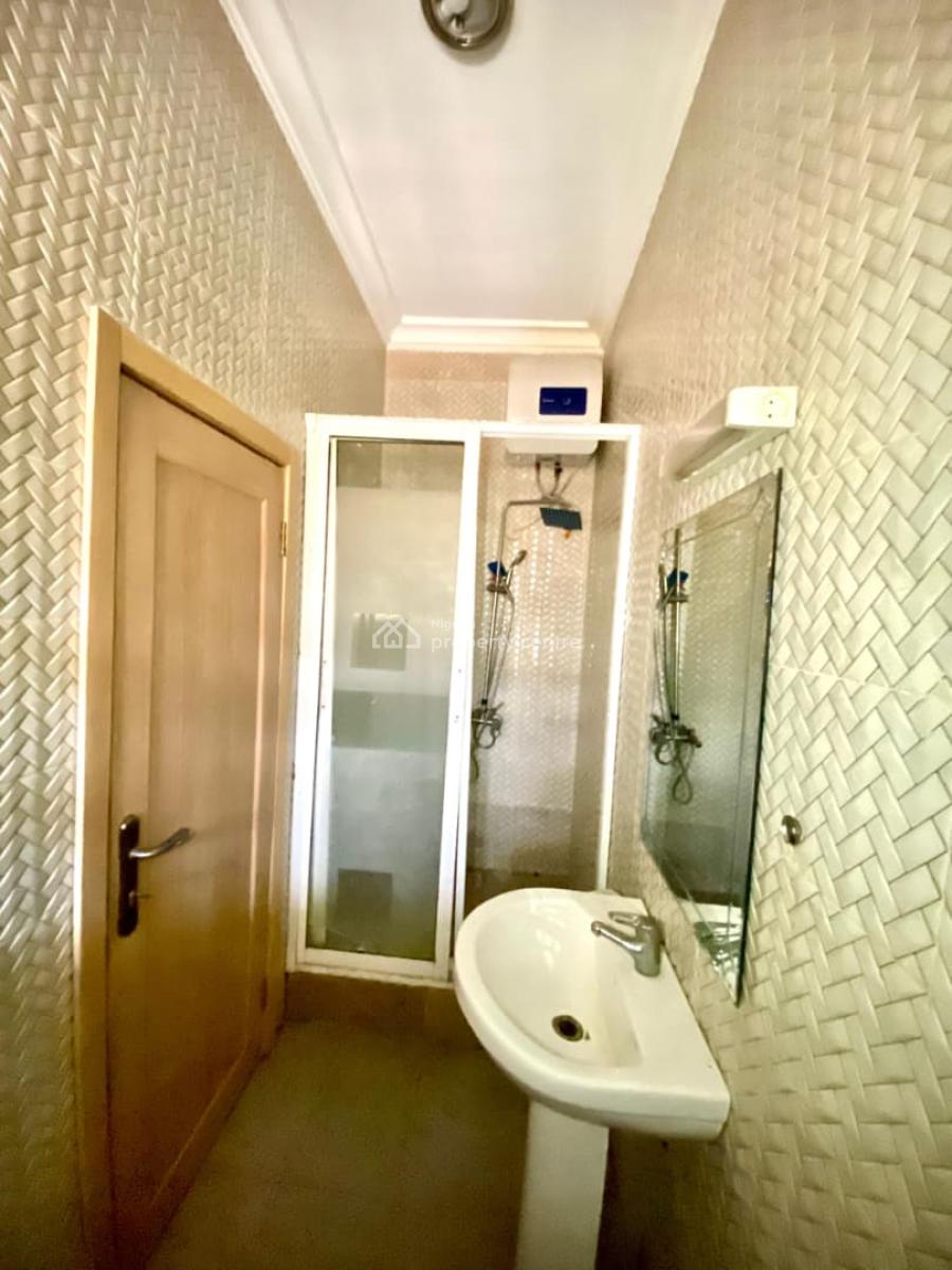 Spacious 3 Bedroom Apartment, Chevron, Lekki, Lagos, Flat / Apartment for Rent