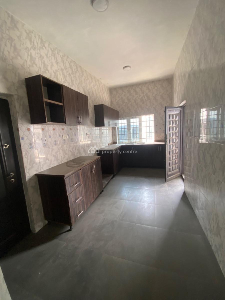 Tastefully Finished 3bedroom Flat., Eletu Street, Osapa, Osapa, Lekki, Lagos, Flat / Apartment for Rent