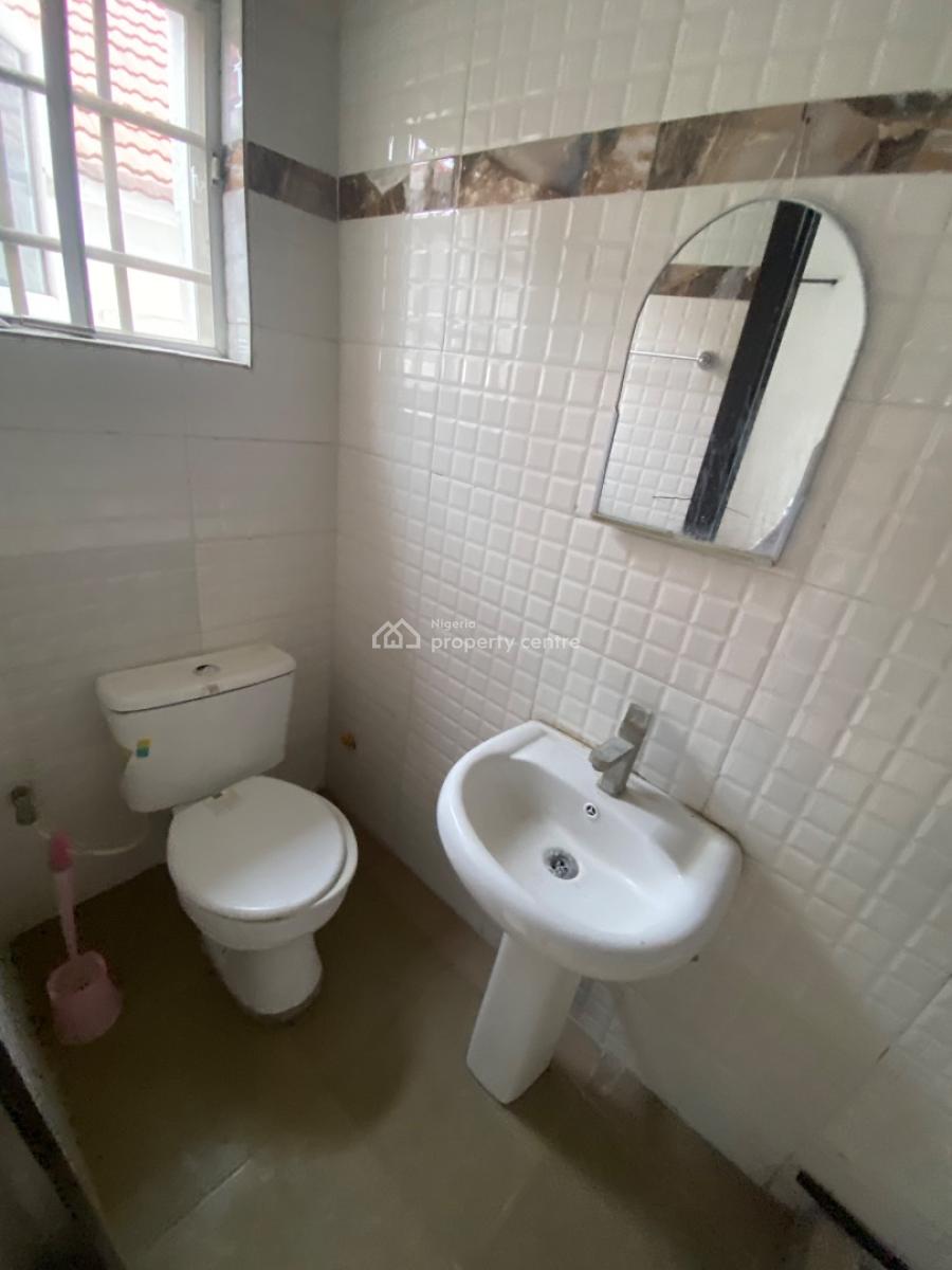 Tastefully Finished 3bedroom Flat., Eletu Street, Osapa, Osapa, Lekki, Lagos, Flat / Apartment for Rent