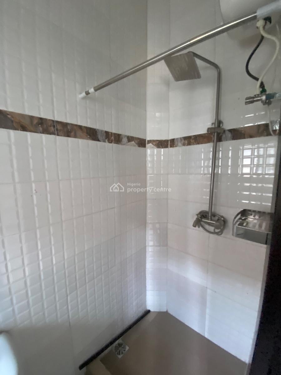 Tastefully Finished 3bedroom Flat., Eletu Street, Osapa, Osapa, Lekki, Lagos, Flat / Apartment for Rent