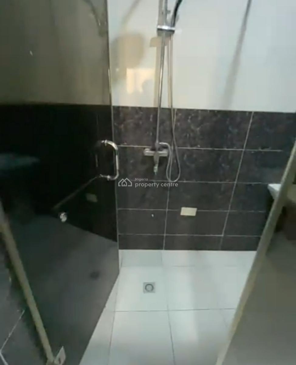 Large and Spacious Masters Bedroom Inside a Shared Duplex, Coleman Nwafor Estate Orchid Road, Lekki, Lagos, Self Contain (single Rooms) for Rent