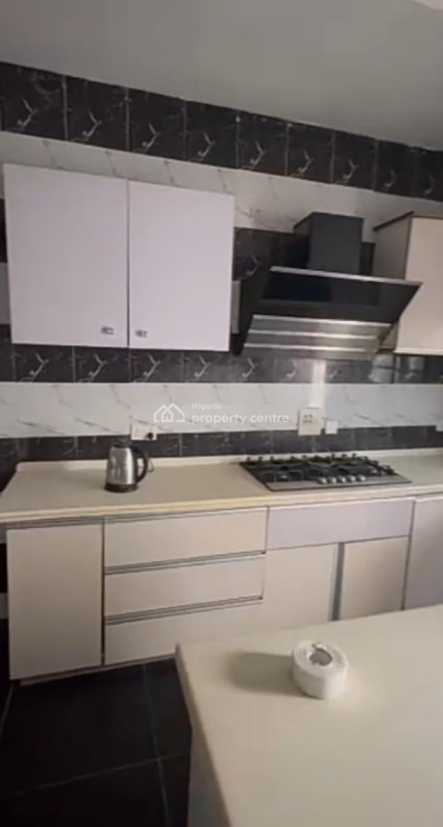 Large and Spacious Masters Bedroom Inside a Shared Duplex, Coleman Nwafor Estate Orchid Road, Lekki, Lagos, Self Contain (single Rooms) for Rent