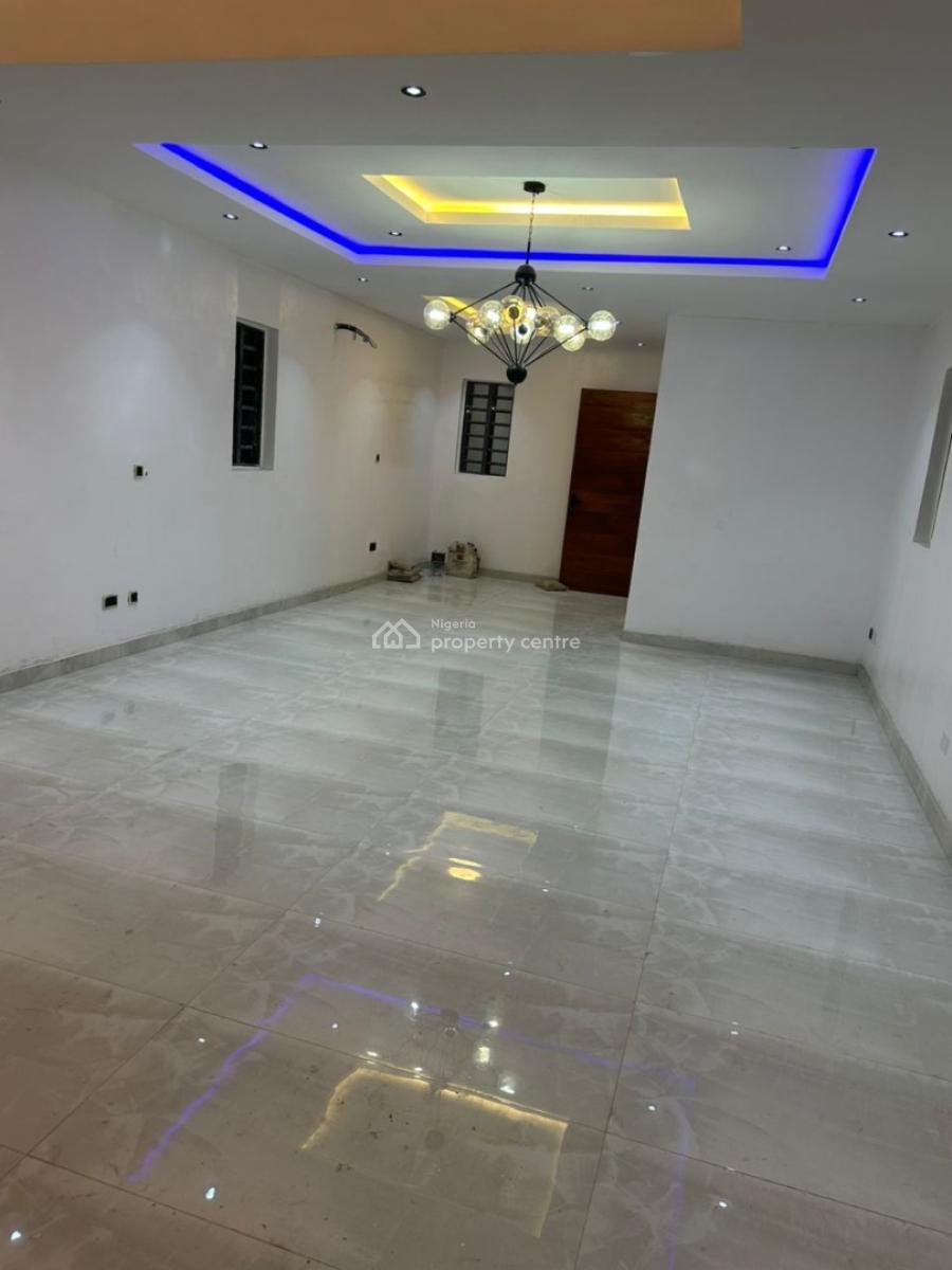 6 Bedrooms Fully Detached Duplex at Magodo Gra Phase 2 Shangisha, Off Bashiru Shittu Avenue, Gra Phase 2, Magodo, Lagos, Detached Duplex for Sale